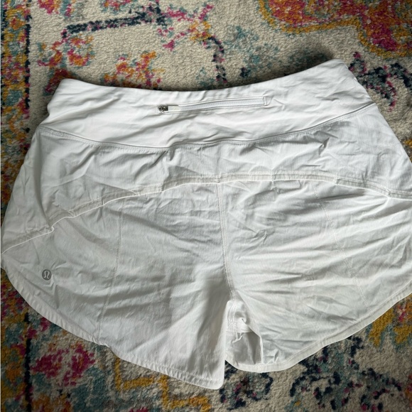Lululemon Speed Up Shorts - Picture 2 of 2